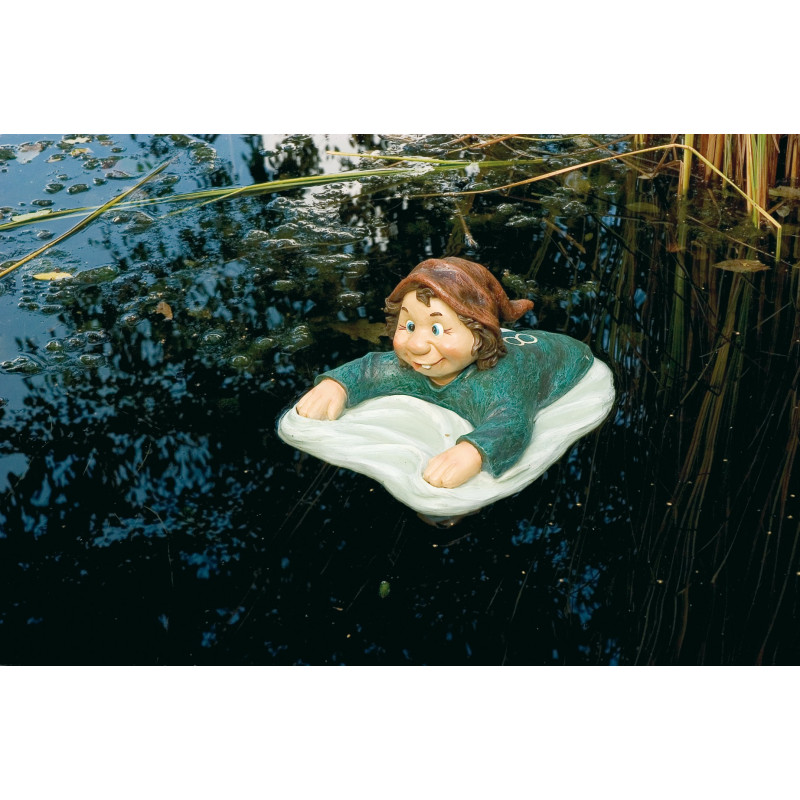 Enfant nagant la brasse