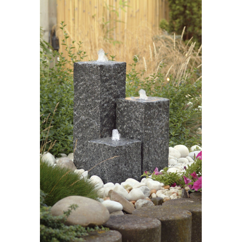 Kit Siena. 3 colonnes anthracite en granit et éclairage LED