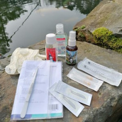 Kit de soins EHBO-set / First Aid Box