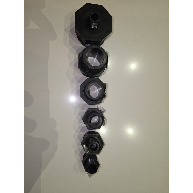 Réduction filetée PP Noir